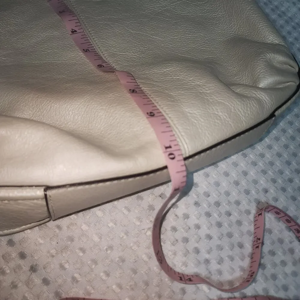 COACH EUC AVERY LEATHER 29360 HOBO BAG